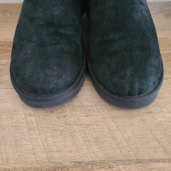 🔥UGG Carter Black Water-Resistant Suede Sheepskin Boots Size 7 - Picture 3 of 12